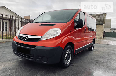 Opel Vivaro 2014