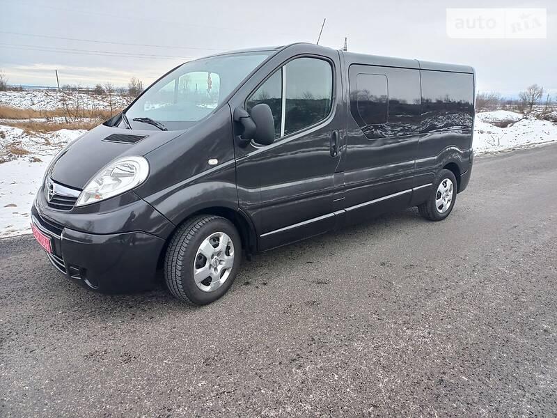 Минивэн Opel Vivaro 2014 в Калуше