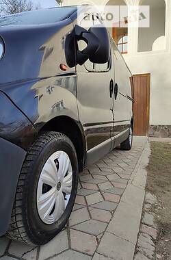 Минивэн Opel Vivaro 2007 в 