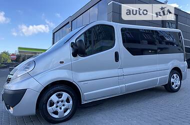 Минивэн Opel Vivaro 2012 в Львове