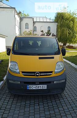 Мінівен Opel Vivaro 2004 в 