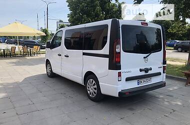 Универсал Opel Vivaro 2016 в Луцке