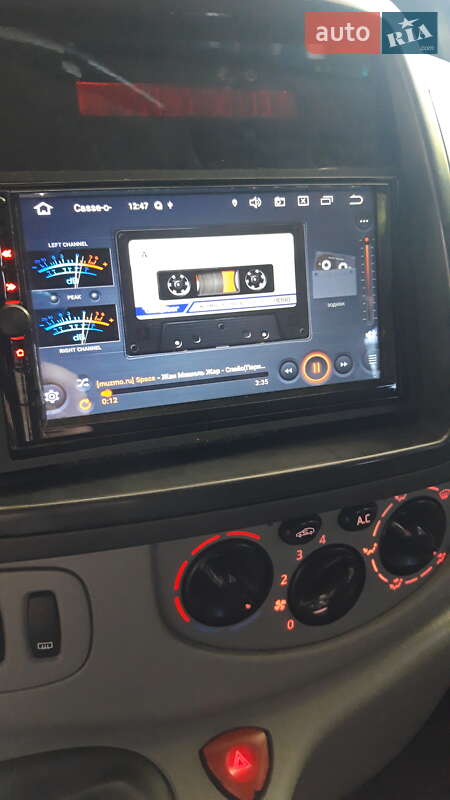 Мінівен Opel Vivaro 2012 в Києві