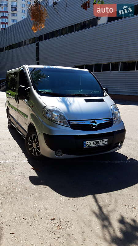 Мінівен Opel Vivaro 2012 в Києві