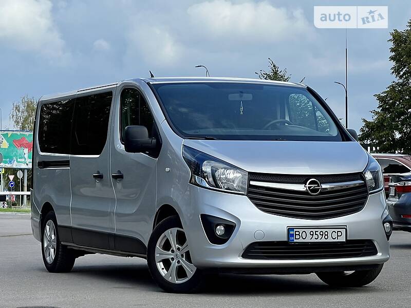 Мінівен Opel Vivaro 2016 в Тернополі