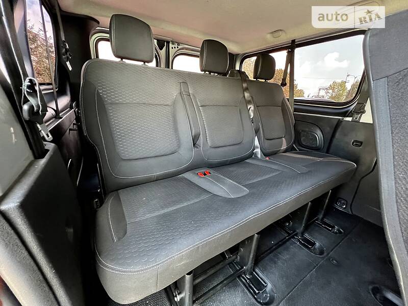 Мінівен Opel Vivaro 2016 в Тернополі