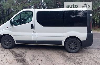 Мінівен Opel Vivaro 2003 в Старій Вижівці