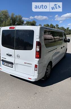 Минивэн Opel Vivaro 2016 в Черновцах