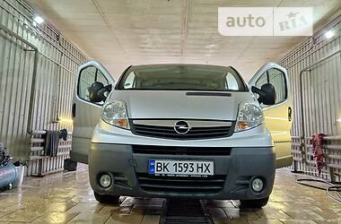 Вантажний фургон Opel Vivaro 2014 в Бучі