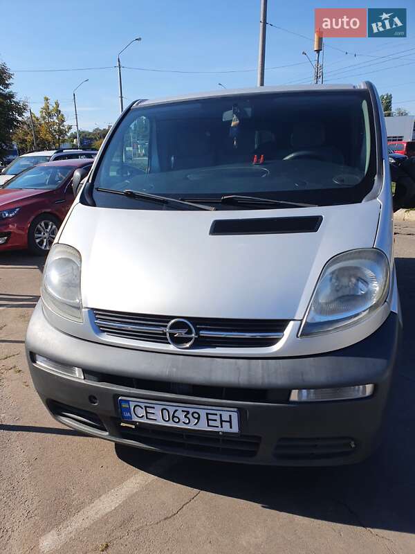 Opel Vivaro 2005