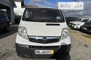 Минивэн Opel Vivaro 2010 в Ивано-Франковске