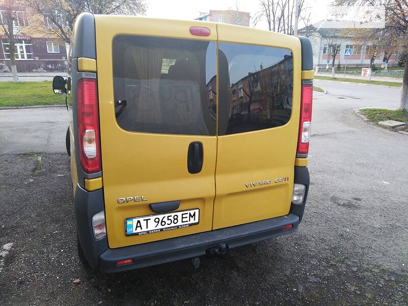 Минивэн Opel Vivaro 2007 в Ивано-Франковске