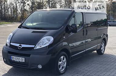 Грузовой фургон Opel Vivaro 2014 в 