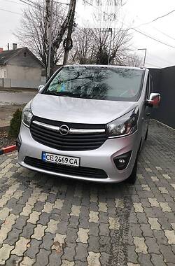 Минивэн Opel Vivaro 2015 в Черновцах