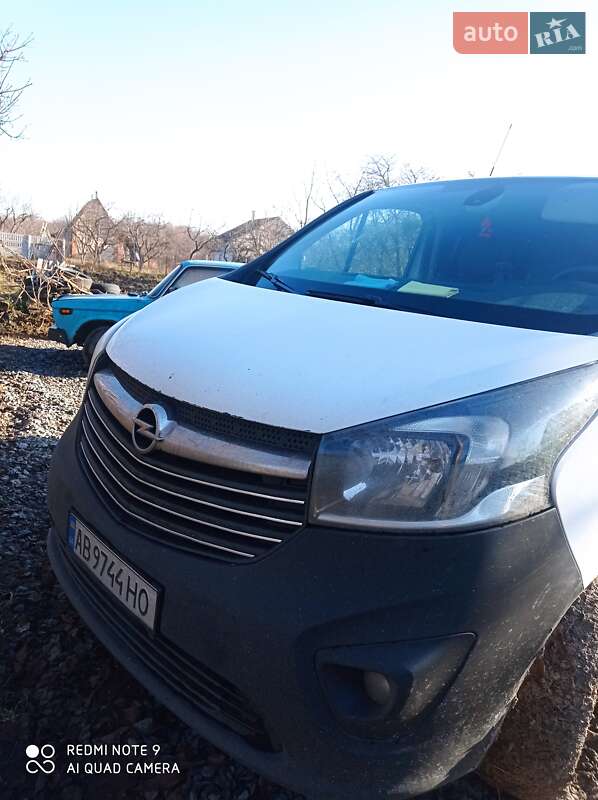 Мінівен Opel Vivaro 2016 в Вінниці