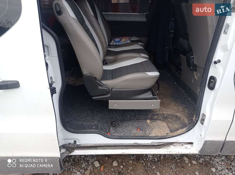 Мінівен Opel Vivaro 2016 в Вінниці