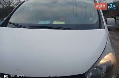 Минивэн Opel Vivaro 2016 в 