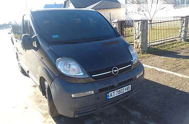 Минивэн Opel Vivaro 2003 в Ивано-Франковске
