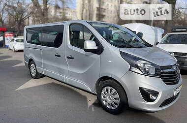 Opel Vivaro 2016