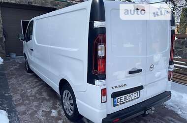 Вантажний фургон Opel Vivaro 2014 в Чернівцях