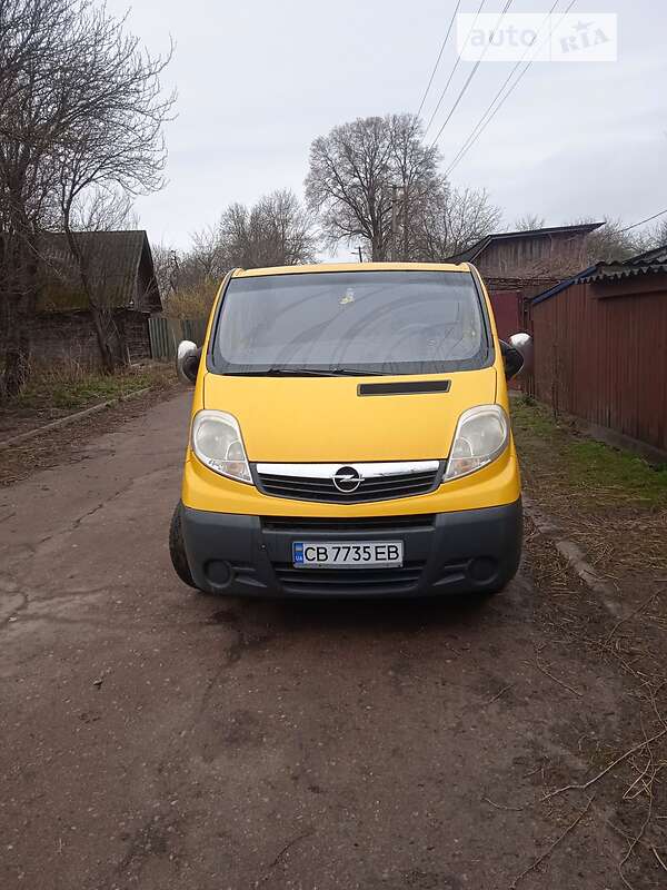 Минивэн Opel Vivaro 2007 в Чернигове