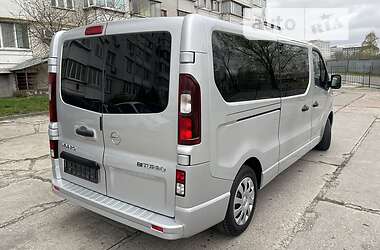 Минивэн Opel Vivaro 2017 в 