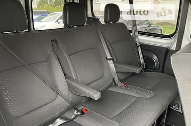 Минивэн Opel Vivaro 2017 в 