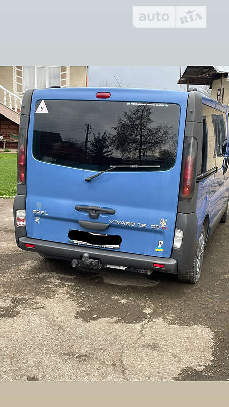 Минивэн Opel Vivaro 2006 в Ивано-Франковске