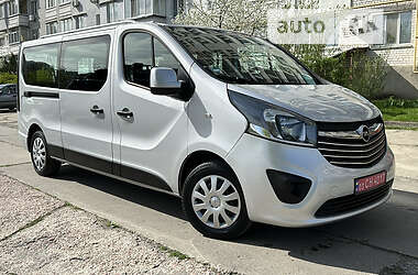 Opel Vivaro 2016