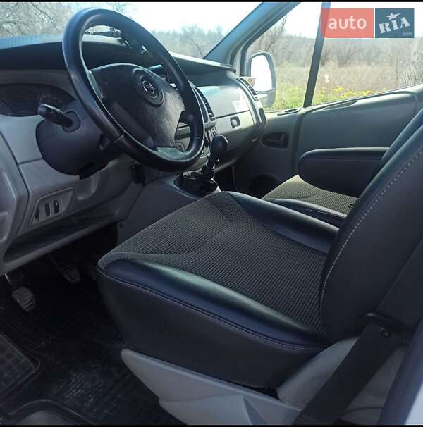 Минивэн Opel Vivaro 2009 в Белгороде-Днестровском