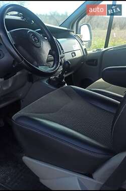 Минивэн Opel Vivaro 2009 в 