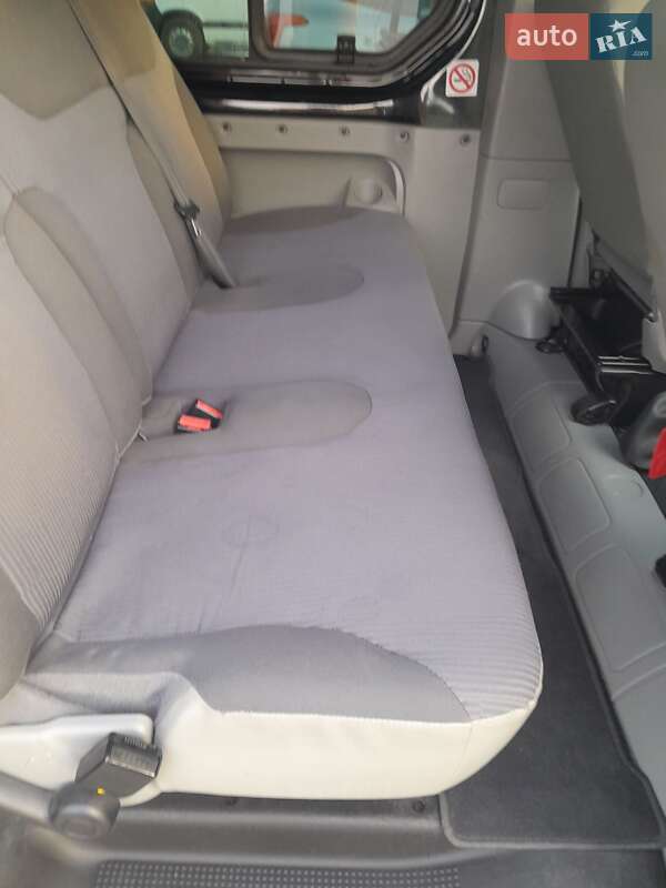Минивэн Opel Vivaro 2007 в Городенке