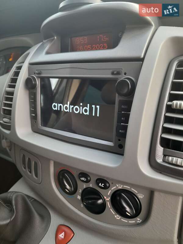 Минивэн Opel Vivaro 2007 в Городенке