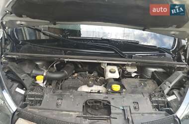 Мінівен Opel Vivaro 2015 в 