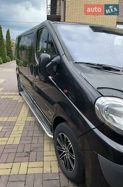 Минивэн Opel Vivaro 2013 в Луцке