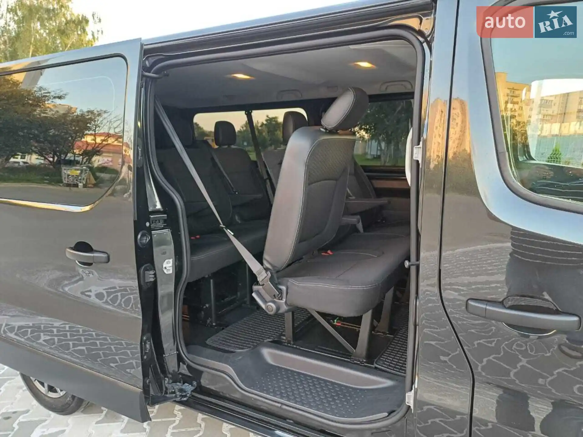 2015 Opel Vivaro - мініатюра 11