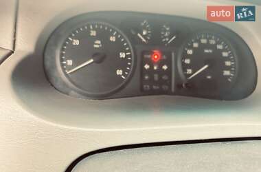 Минивэн Opel Vivaro 2003 в 