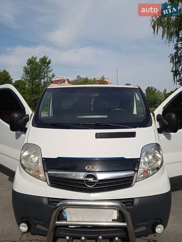 Opel Vivaro 2007