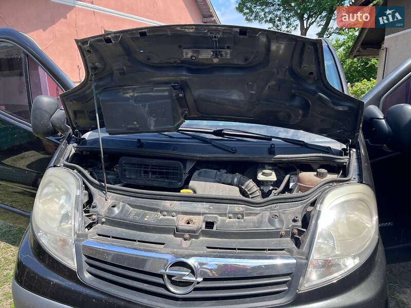 Мінівен Opel Vivaro 2008 в Бучачі