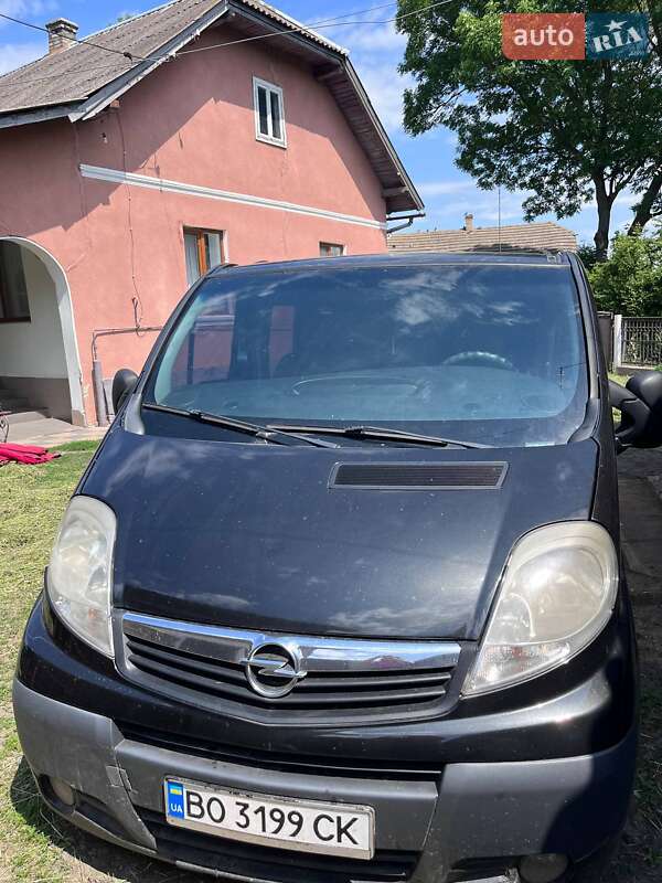 Мінівен Opel Vivaro 2008 в Бучачі