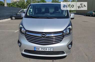 Грузовой фургон Opel Vivaro 2014 в Ровно