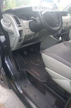 Минивэн Opel Vivaro 2010 в 