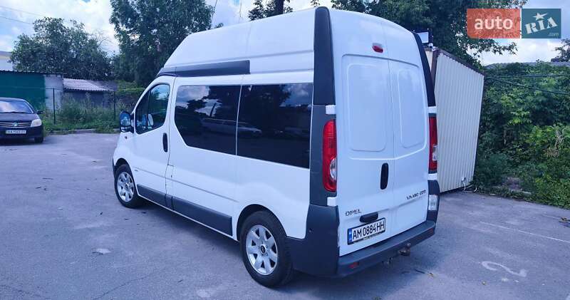 Мінівен Opel Vivaro 2009 в Житомирі