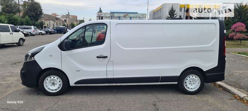 Грузовой фургон Opel Vivaro 2016 в Городище