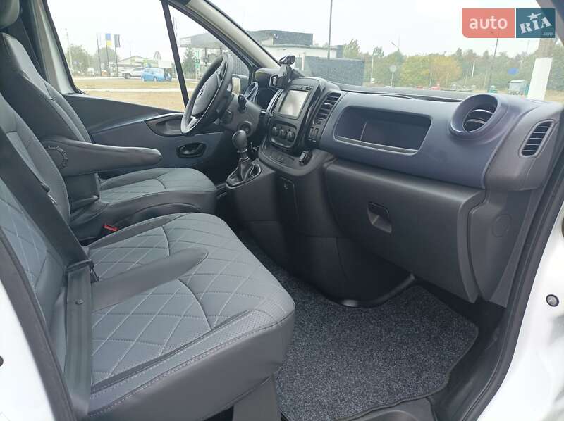 Мінівен Opel Vivaro 2018 в Дубні фото 15 Мінівен Opel Vivaro 2018 в Дубні