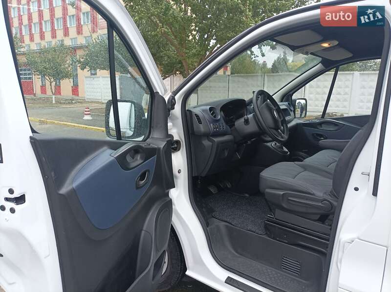 Мінівен Opel Vivaro 2018 в Дубні фото 18 Мінівен Opel Vivaro 2018 в Дубні