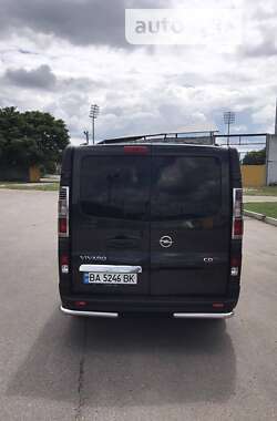 Минивэн Opel Vivaro 2015 в Александрие