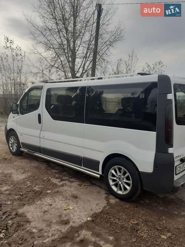 Мінівен Opel Vivaro 2006 в Чернігові