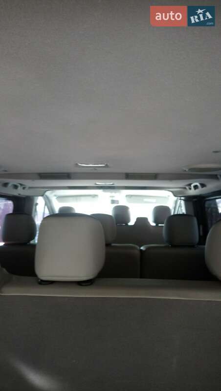 Минивэн Opel Vivaro 2014 в Виньковцах