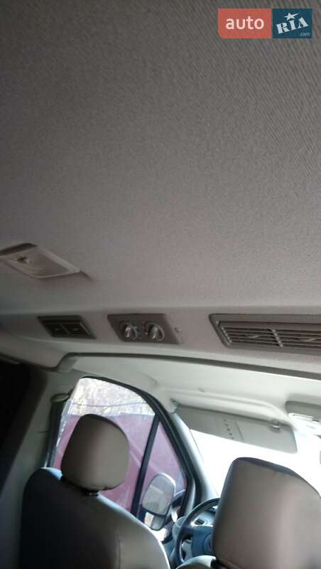 Минивэн Opel Vivaro 2014 в Виньковцах